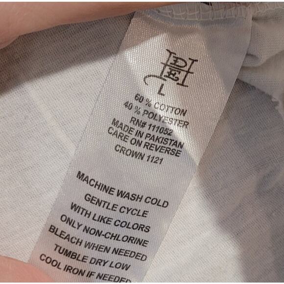 Y2K Ed Hardy Gold Tiger Logo Tee White Vintage Large Retro Scene Emo - Picture 9 of 10